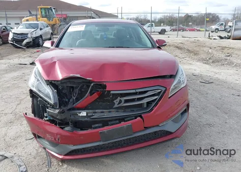 2015 Hyundai Sonata Sport z USA, uszkodzony, nr VIN 5NPE34AF8FH053130